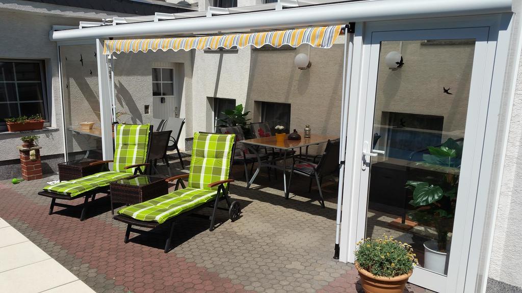 Pension Muench "Am Anger" Neuseusslitz Экстерьер фото